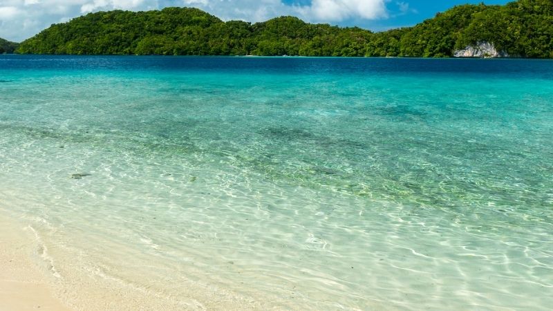 Muğla’nın incisi Datça, hem doğası hem de deniziyle tatilcilerin gözde