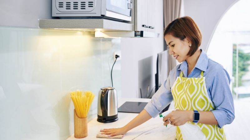 Cumhurbaşkanı Erdoğan’ın seçim vaatleri arasında yer alan ev kadınlarına emeklilik