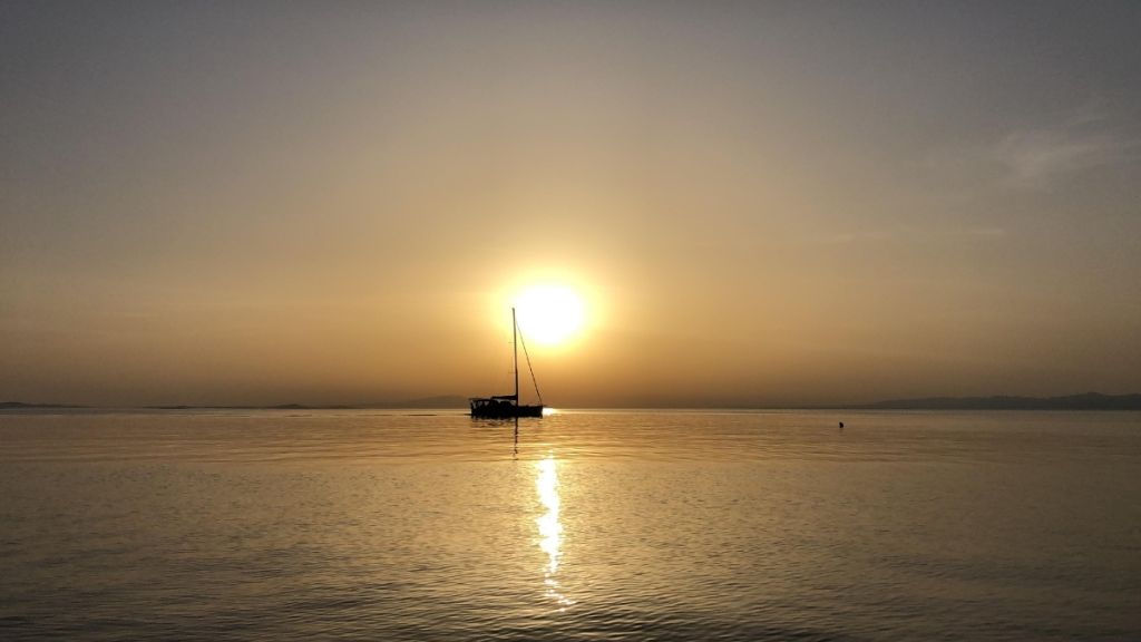 Ayvalık’ta Aşık Eden Plaj: Sarımsaklı Tasarim 34 2 - Marmara Bölge Gazetesi