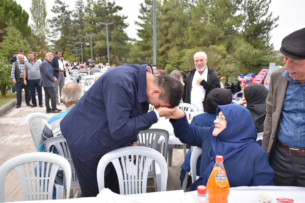 Altıeylül’de Yaza Veda Pikniği WhatsApp Image 2025 09 29 at 13.33.51 2 - Marmara Bölge Gazetesi