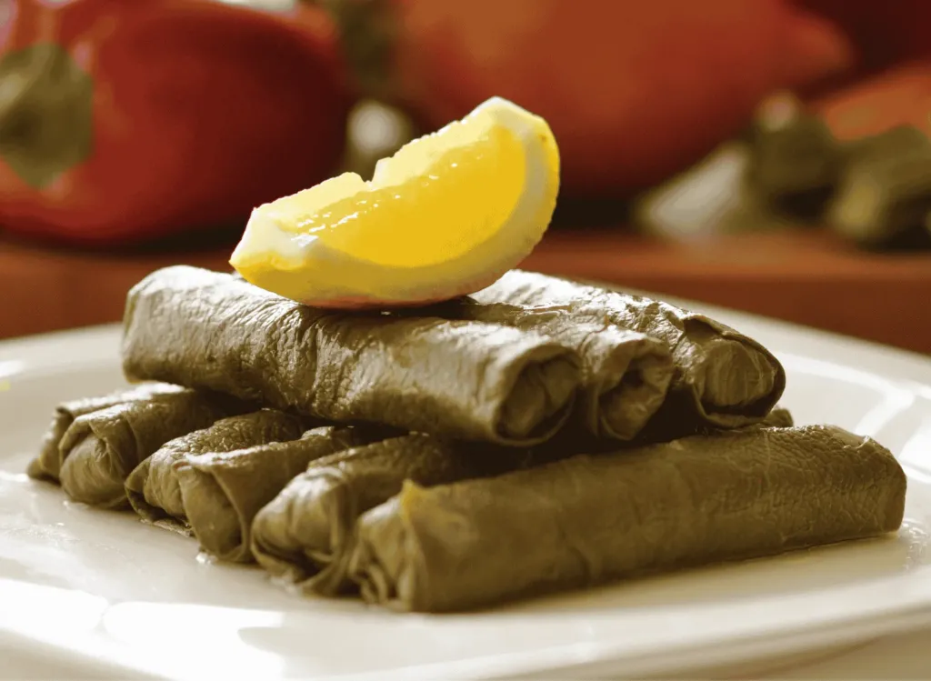 Balıkesir Mutfağının Vazgeçilmezi; Edremit Usulü Zeytinyağlı Sarma Zeytinyagli Yaprak Sarma Stuffed Vine Leaves - Marmara Bölge Gazetesi