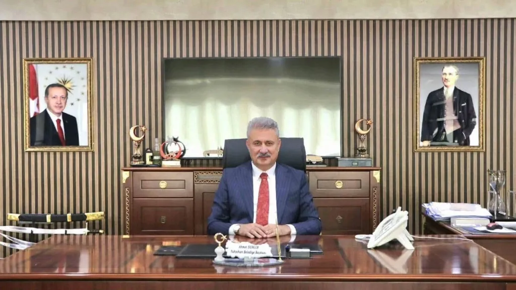 İçişleri Bakanlığı, Kırıkkale Yahşihan Belediye Başkanı Ahmet Sungur’un tutuklanmasının ardından