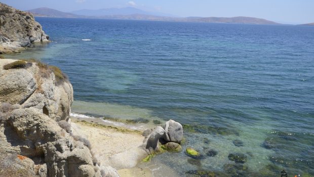 Balıkesir’deki Ailelerin Vazgeçilmez Durağı: Kumtur Koyu aterina koyu plaji 620x349 1 - Marmara Bölge Gazetesi