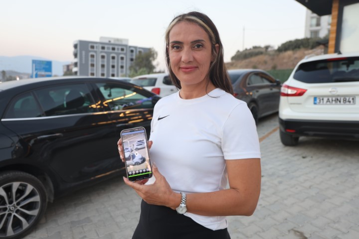 Tek Eliyle Aracı Durdurdu aw541121 02 1 - Marmara Bölge Gazetesi