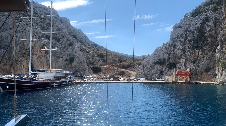 Germe Koyu, Muğla’nın kalabalıktan uzak, doğayla baş başa tatil arayanlar