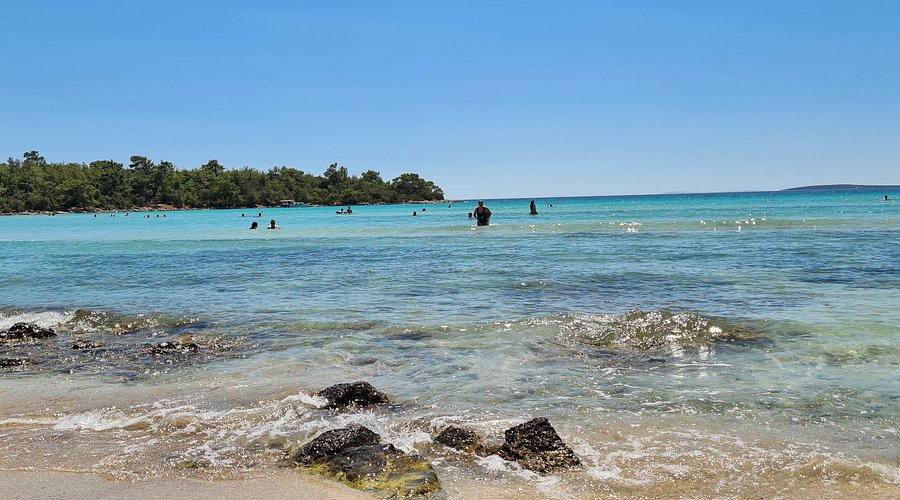 Kalabalıktan uzak, huzurlu bir tatil arayanların gözdesi Haydar Koyu, berrak