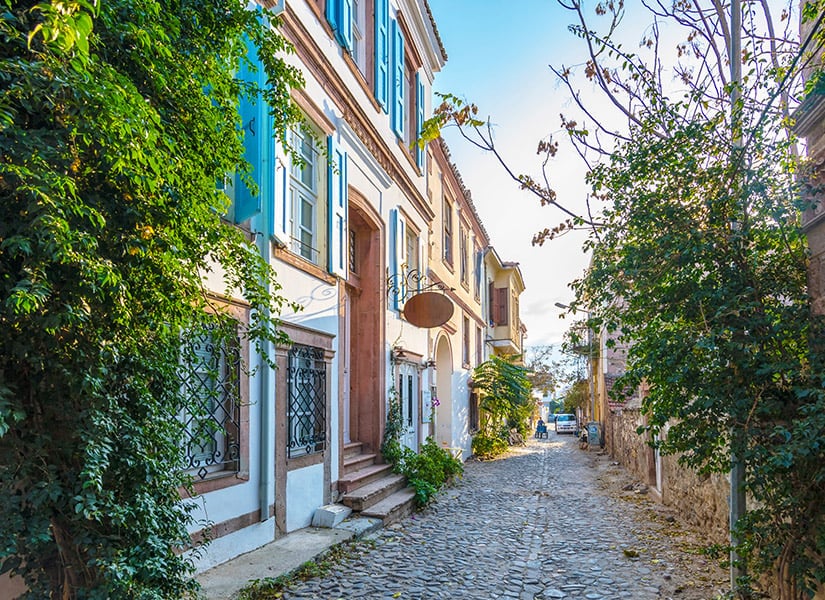 cunda adasi gezilecek yerler cunda sokak - Marmara Bölge Gazetesi