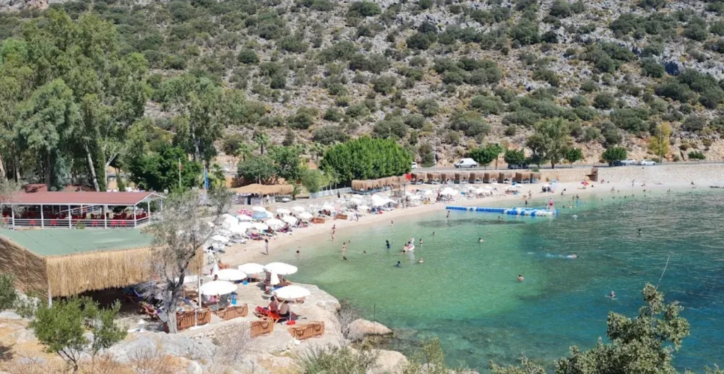 Sessizliğe Açılan Bir Kumsal: Tatilin En Sade Hali image 4 1 - Marmara Bölge Gazetesi