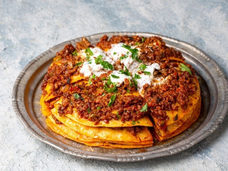 Kayseri’nin Efsane Lezzeti! Kayseri Yağlaması kayseri yaglamasi 095997b5 1e93 49dd a89a 1ab8c449cfc0 - Marmara Bölge Gazetesi