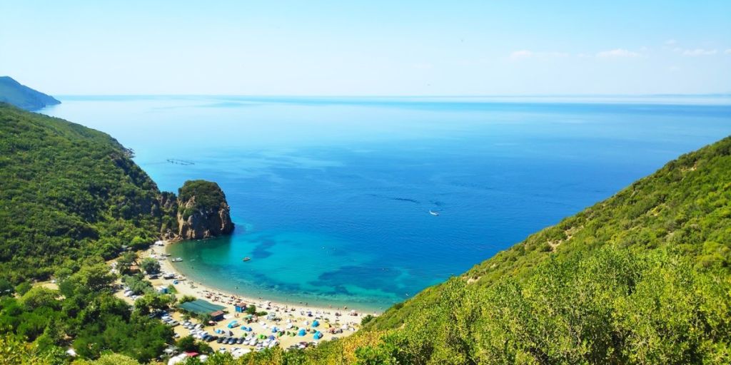 Ege'nin gizli cenneti Kömür Limanı, berrak denizi ve sessiz atmosferiyle