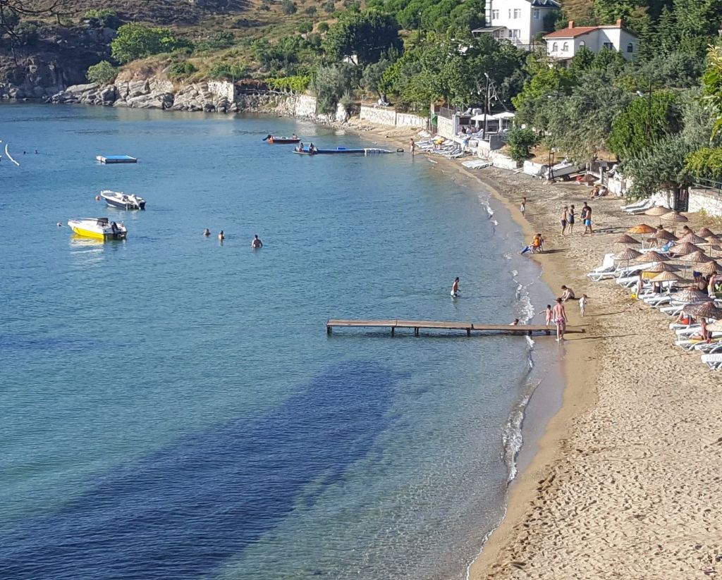 Marmara Denizi’nin en büyük adası olan Marmara Adası, doğal güzellikleri,