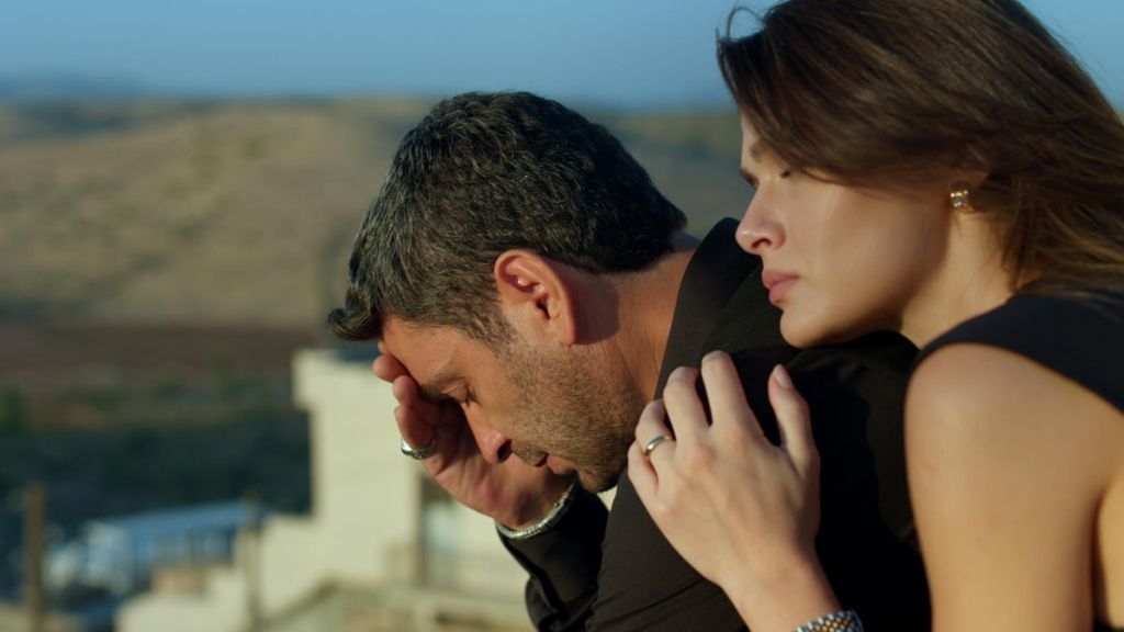 Televizyon ekranlarının iddialı yapımlarından Uzak Şehir, ikinci sezonunda da reyting