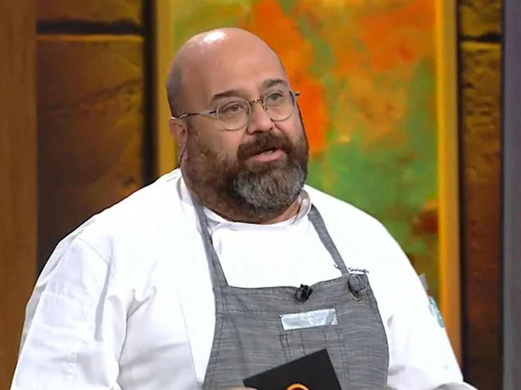 MasterChef’in sevilen jüri üyelerinden Somer Sivrioğlu, sosyal medyadaki paylaşımlarıyla sık