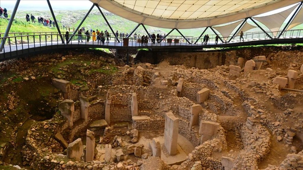 Kültür ve Turizm Bakanı Mehmet Nuri Ersoy, Şanlıurfa’daki Göbeklitepe kazılarında