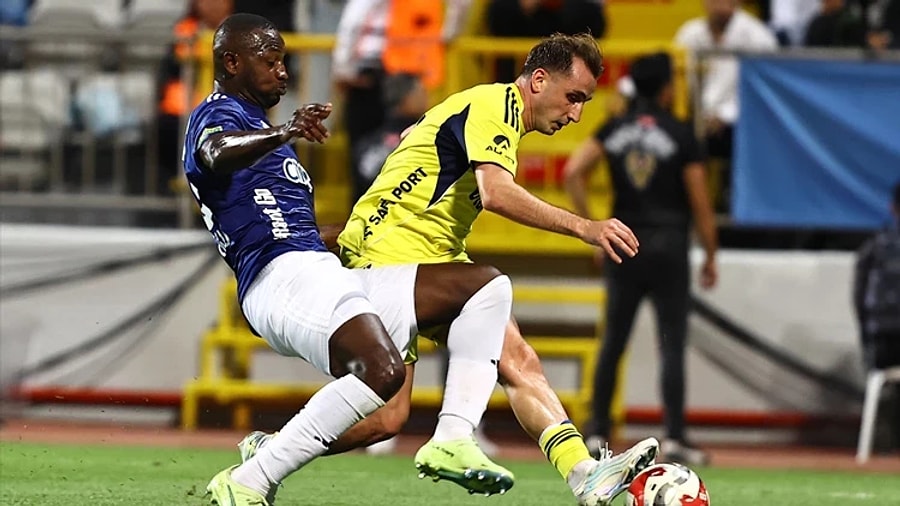 Fenerbahçe’de başkanlık seçimlerinin ardından yaşanan gelişmeler kulisleri hareketlendirdi. Seçim günü