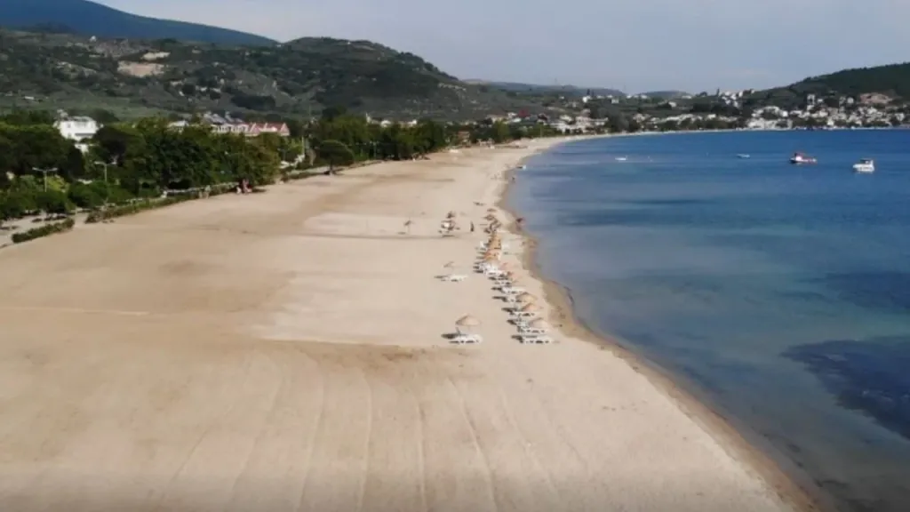 Erdek Ocaklar Plajı Görenleri Hayran Bırakıyor salyadan kurtulan erdek ocaklar turistleri bekliyor - Marmara Bölge Gazetesi