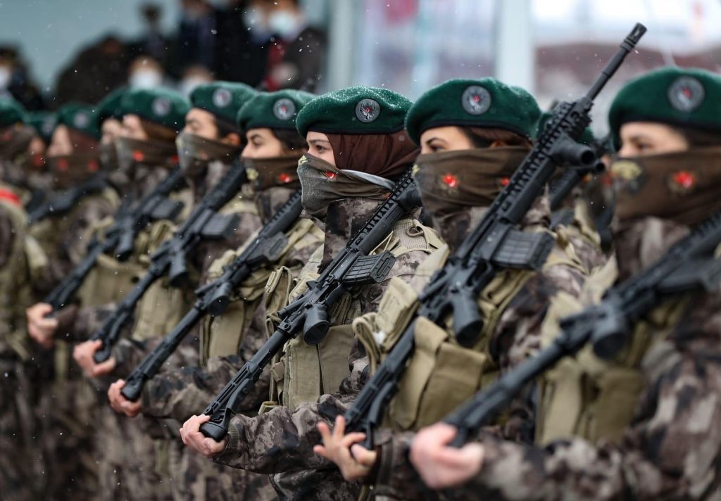 Türkiye’de Kadınlara Zorunlu Askerlik mi Geliyor? 143552114 428142688601075 2891740001886007208 n - Marmara Bölge Gazetesi