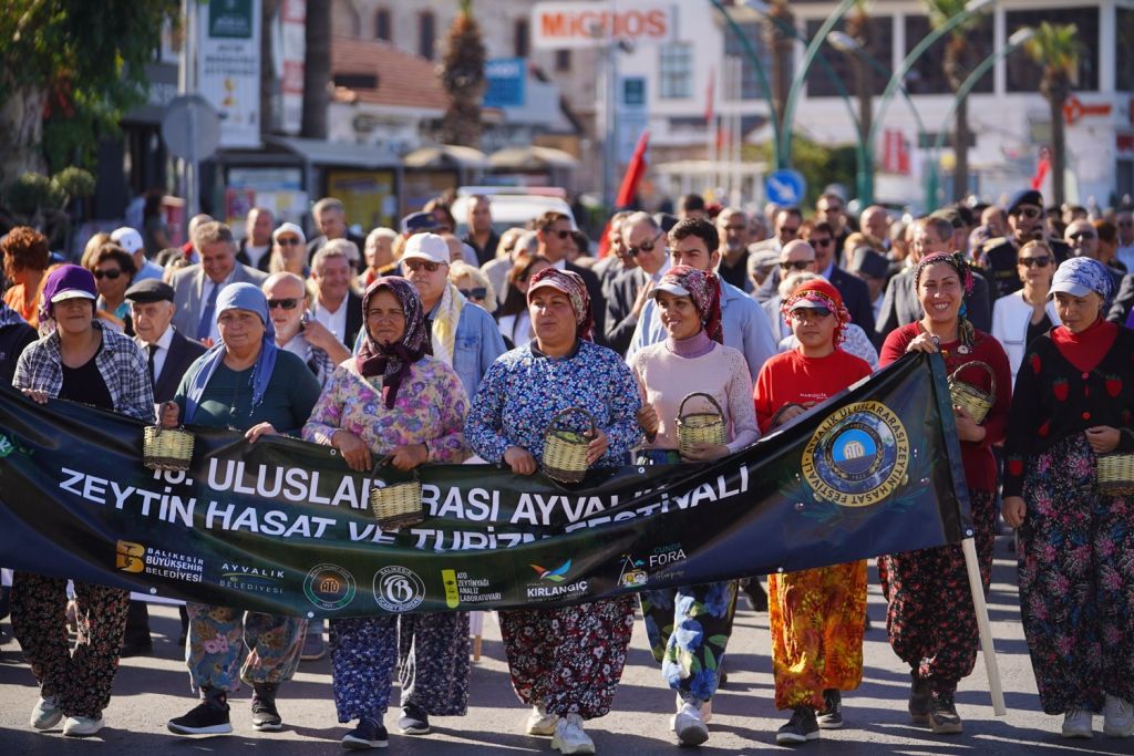 Ayvalık’ta bu yıl 20’ncisi düzenlenecek Uluslararası Zeytin Hasat ve Turizm