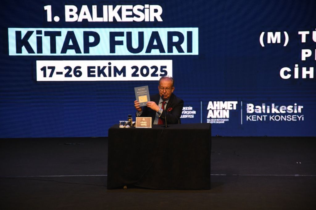Balıkesir Kitap Fuarı’nda konuşan Cihat Yaycı, Mavi Vatan kavramının köklerini