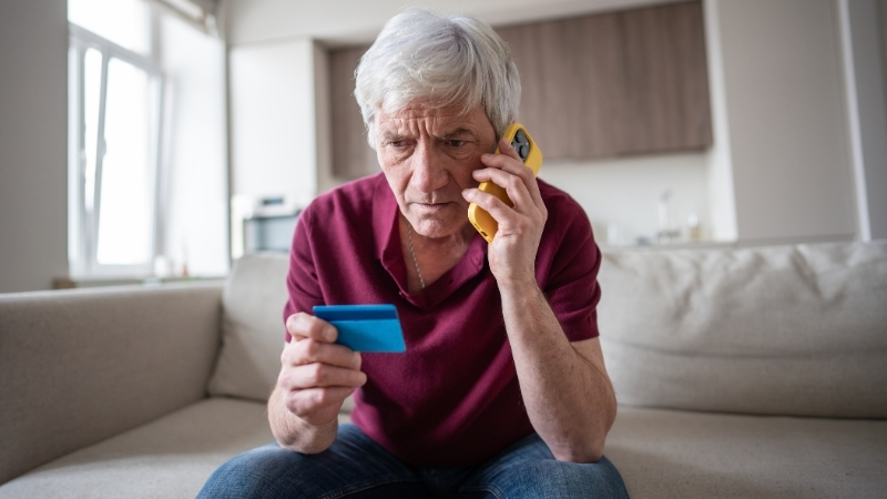 Dolandırıcılar, telefon aramaları üzerinden yeni bir yöntem geliştirdi. Banka veya