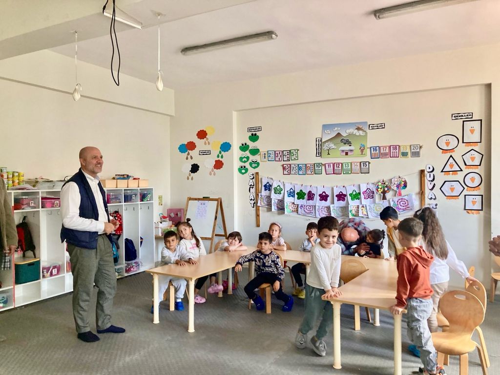 Marmara Adalar’da Eğitim Seferberliği! 557105719 18319315261211244 6441666302961950338 n - Marmara Bölge Gazetesi