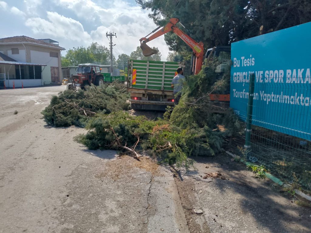 Kepsut Belediye Başkanı İsmail Cankul, ilçede sağlık, altyapı, temizlik ve