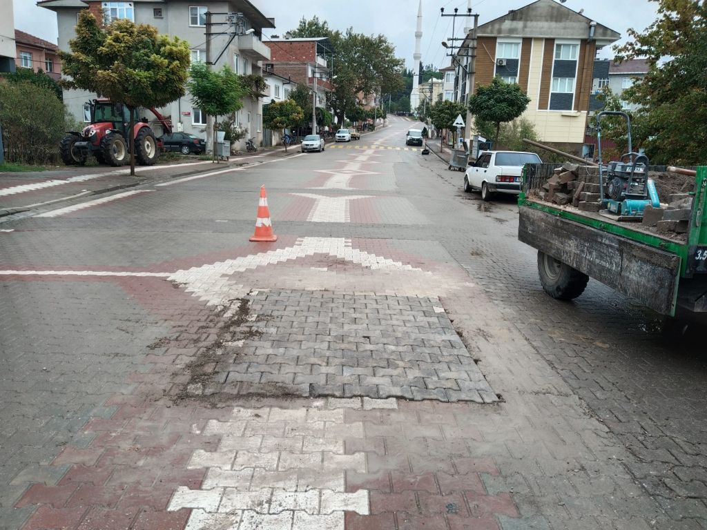 Kepsut’ta Tüm Ekipler Sahada! 558874570 1127557376243925 4703418693238271179 n - Marmara Bölge Gazetesi