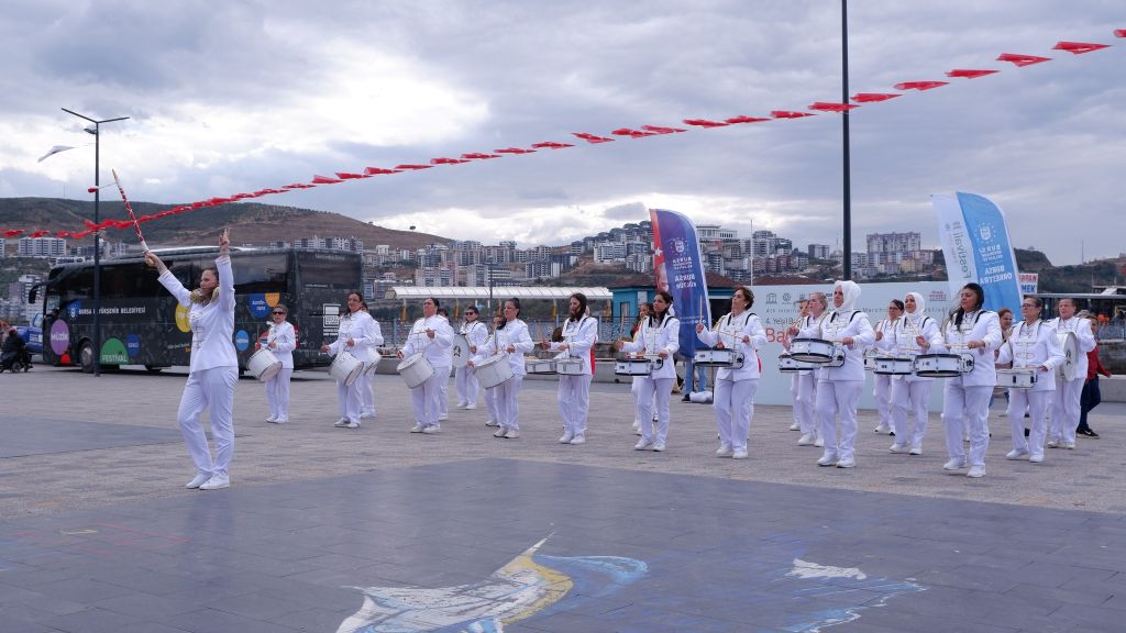 Balıkesir Susurluk Bursa’yı Ayağa Kaldırdı! 559239110 1376195211176349 1756873703798324161 n - Marmara Bölge Gazetesi