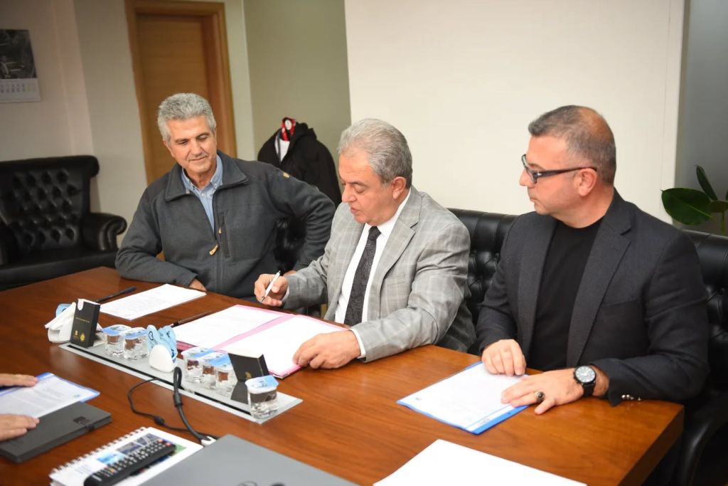 Balıkesir Üniversitesi Çağış Kampüsü’nde mevcut içme suyu şebekesi yenileniyor. Mevcut