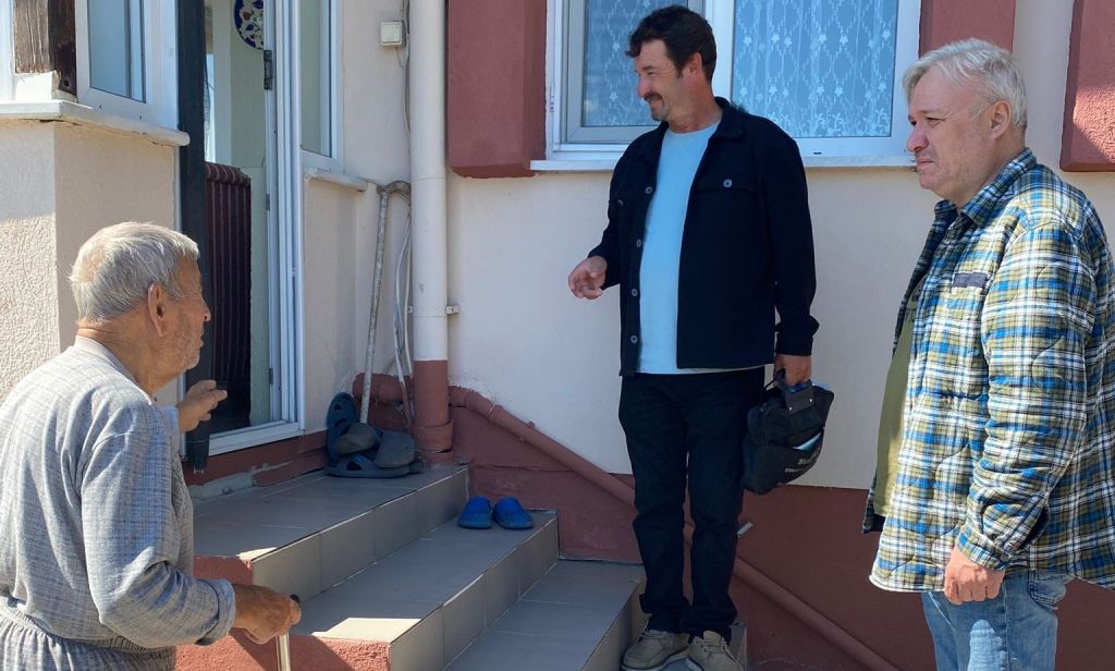 Susurluk Belediyesi, yaşlı, engelli ve özel gereksinimli vatandaşların yaşamını kolaylaştıran