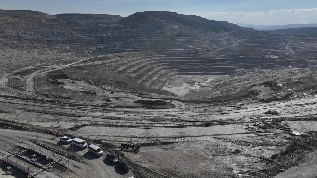 Balıkesir’de DSİ 25. Bölge Müdürlüğü ekipleri, ETİBOR maden sahasında yürütülen