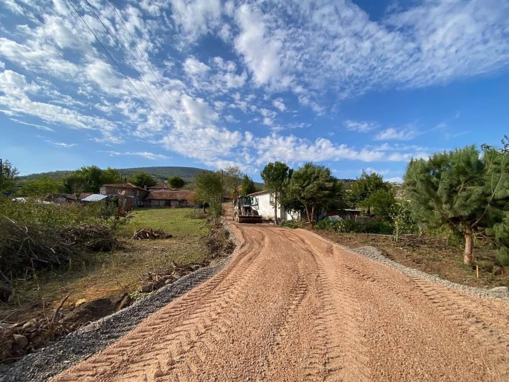 Kepsut’ta Mahalleler Yenileniyor! 564812418 1133094969023499 391165879504952155 n - Marmara Bölge Gazetesi