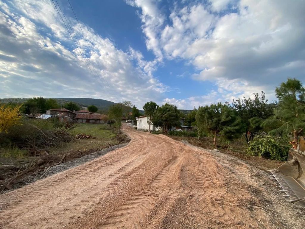 Kepsut’ta Mahalleler Yenileniyor! 565116205 1133095015690161 5332503406161104333 n - Marmara Bölge Gazetesi