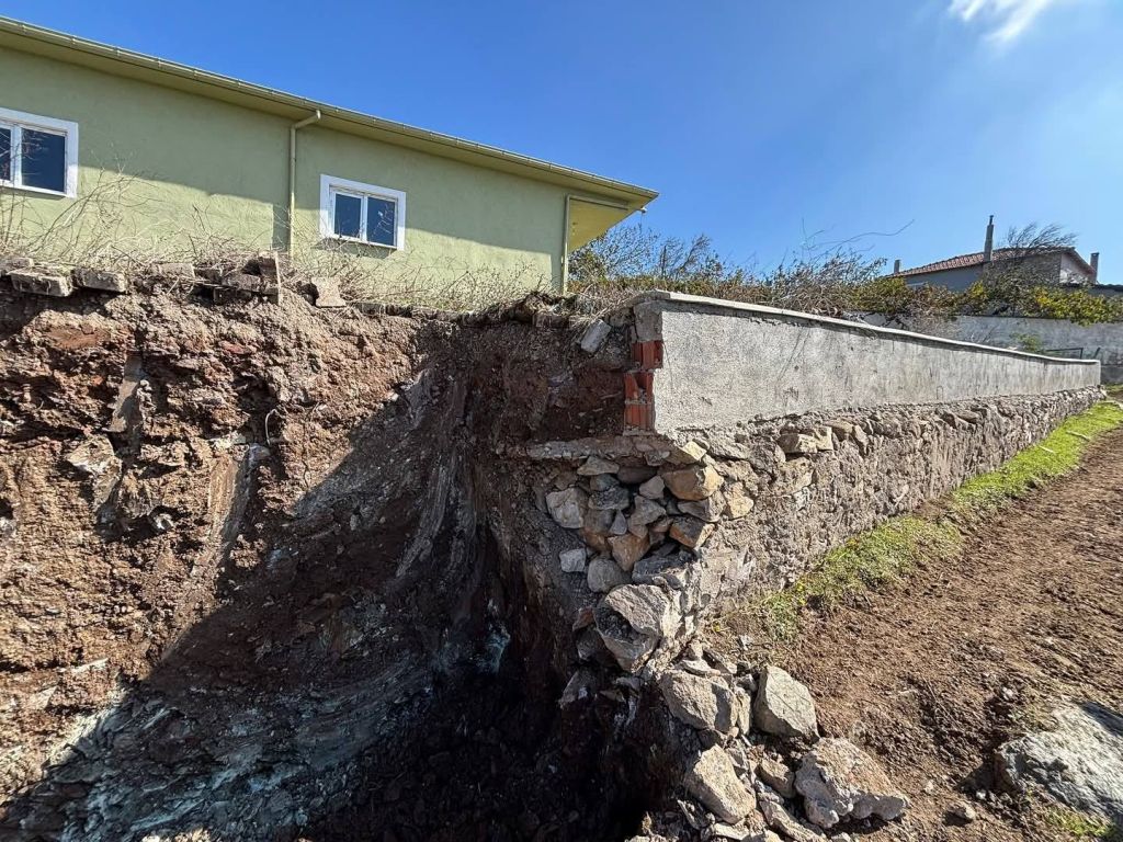 Kepsut’ta Mahalleler Yenileniyor! 565125889 1133094902356839 5357328399487913586 n - Marmara Bölge Gazetesi