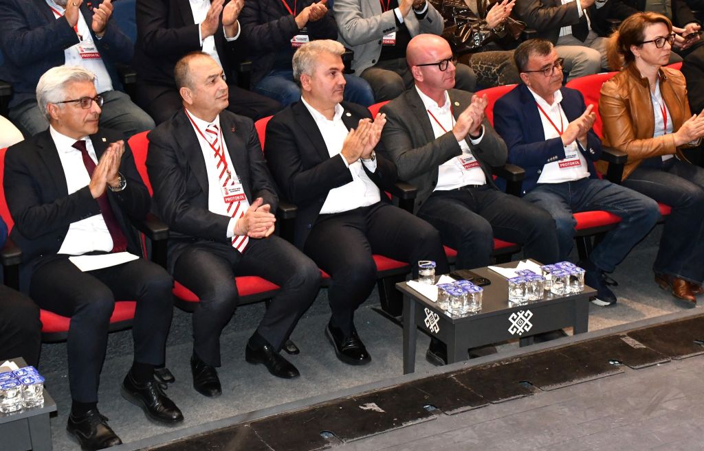 Kırmızı-Beyazlılarda Tarihi Kongre! 565140157 1378268920974841 6239229288131822525 n - Marmara Bölge Gazetesi