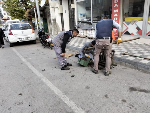 İvrindi’de Belediye Teyakkuzda! 566211829 122200100672335762 3359244144924114262 n - Marmara Bölge Gazetesi