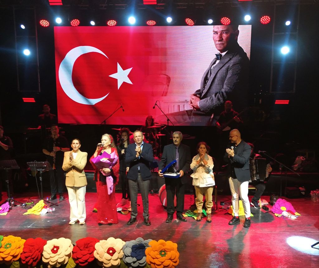 Balıkesir’de Suzan Kardeş Konseri 567365458 18336621247227999 1356953566843567998 n - Marmara Bölge Gazetesi