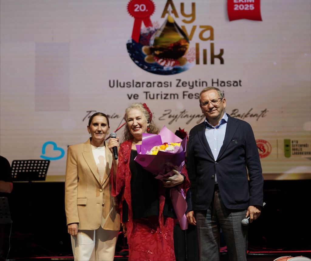Balıkesir’de Suzan Kardeş Konseri 567741225 18336621169227999 4269549673896236643 n - Marmara Bölge Gazetesi