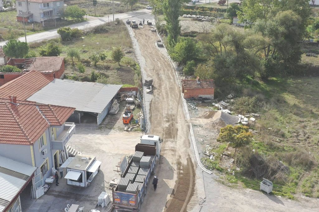 İvrindi Belediye Başkanı Önder Lapanta, hem merkezde hem de kırsal