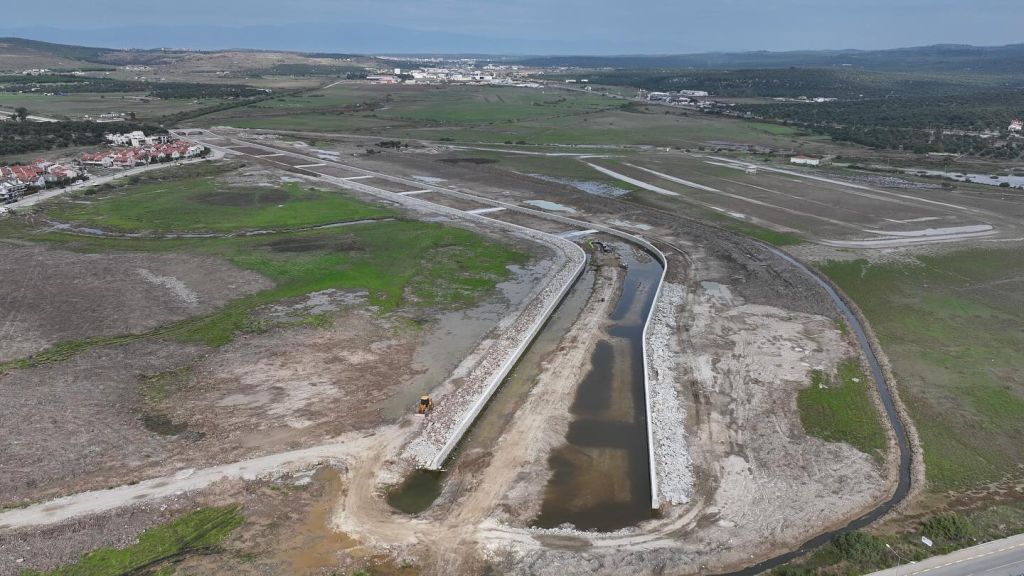 Balıkesir’in Ayvalık ilçesi Küçükköy Mahallesi’nde Devlet Su İşleri 25. Bölge