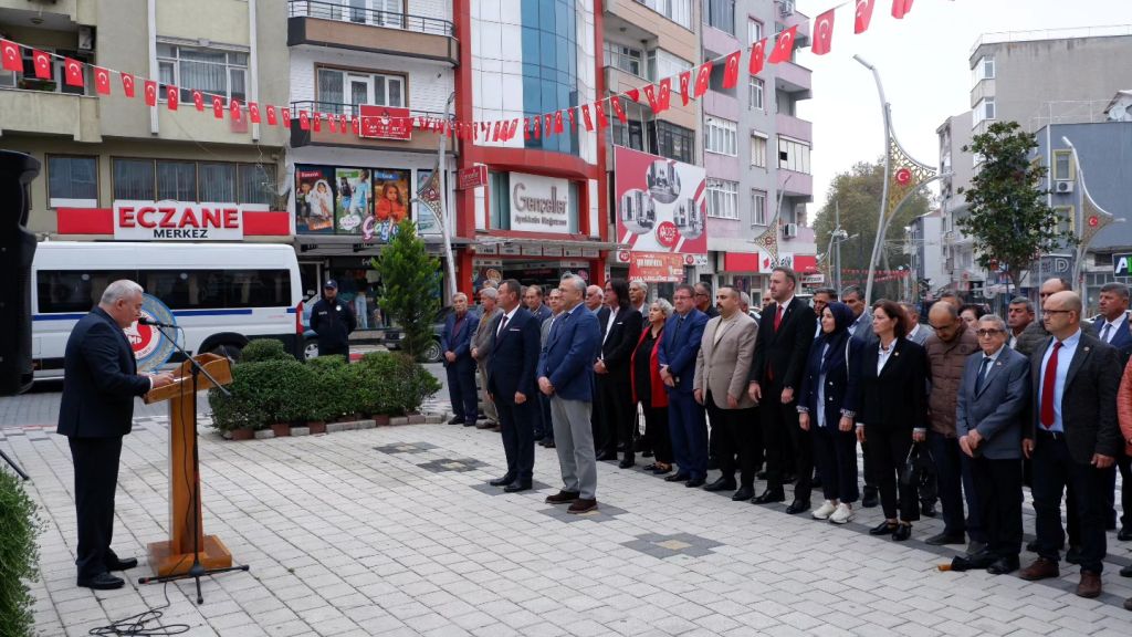 Susurluk Belediye Başkanı Hakan Yıldırım Semizel, 19 Ekim Muhtarlar Günü