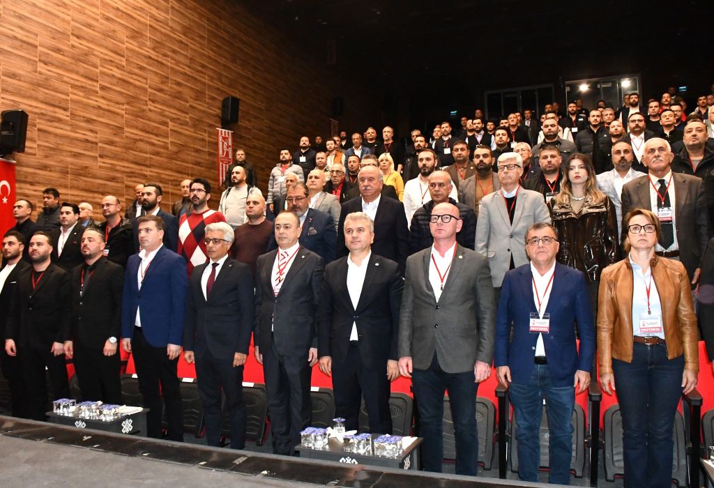 Balıkesirspor’da Görev Dağılımı Açıklandı! Yeni İsimler Dikkat Çekti 568333080 1378268967641503 4215849515832097494 n - Marmara Bölge Gazetesi