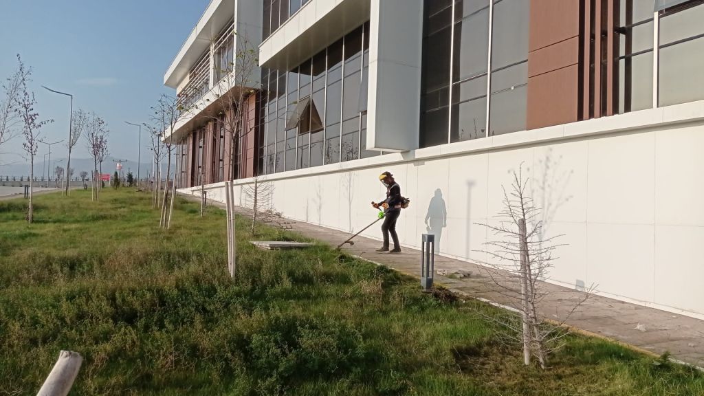 Susurluk Belediyesi, ilçede yapımı tamamlanan yeni Devlet Hastanesi’nin faaliyete geçmesi