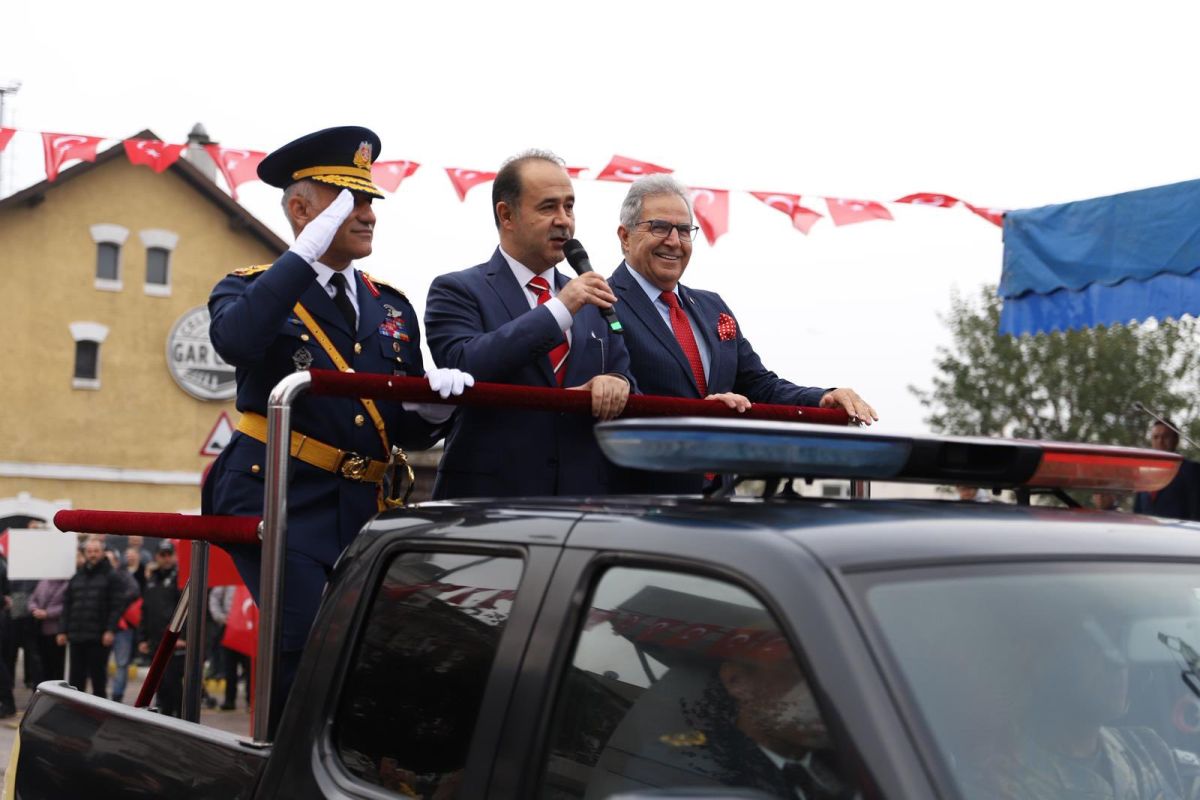 Cumhuriyetin 102. Yılı Bandırma’da Coşkuyla Kutlandı 571195782 1373375637478119 1942055861610551907 n - Marmara Bölge Gazetesi