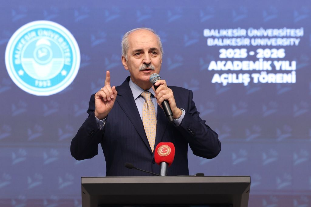 “Soykırıma Sessiz Kalan Sistem Meşru Değildir!” 571294035 1390320002464995 5124202734221362519 n 1 - Marmara Bölge Gazetesi