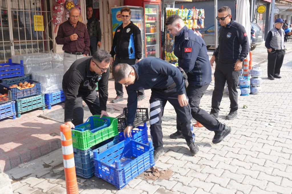 Burhaniye’de vatandaşların güvenliği ve şehir düzeninin korunması amacıyla yol ve