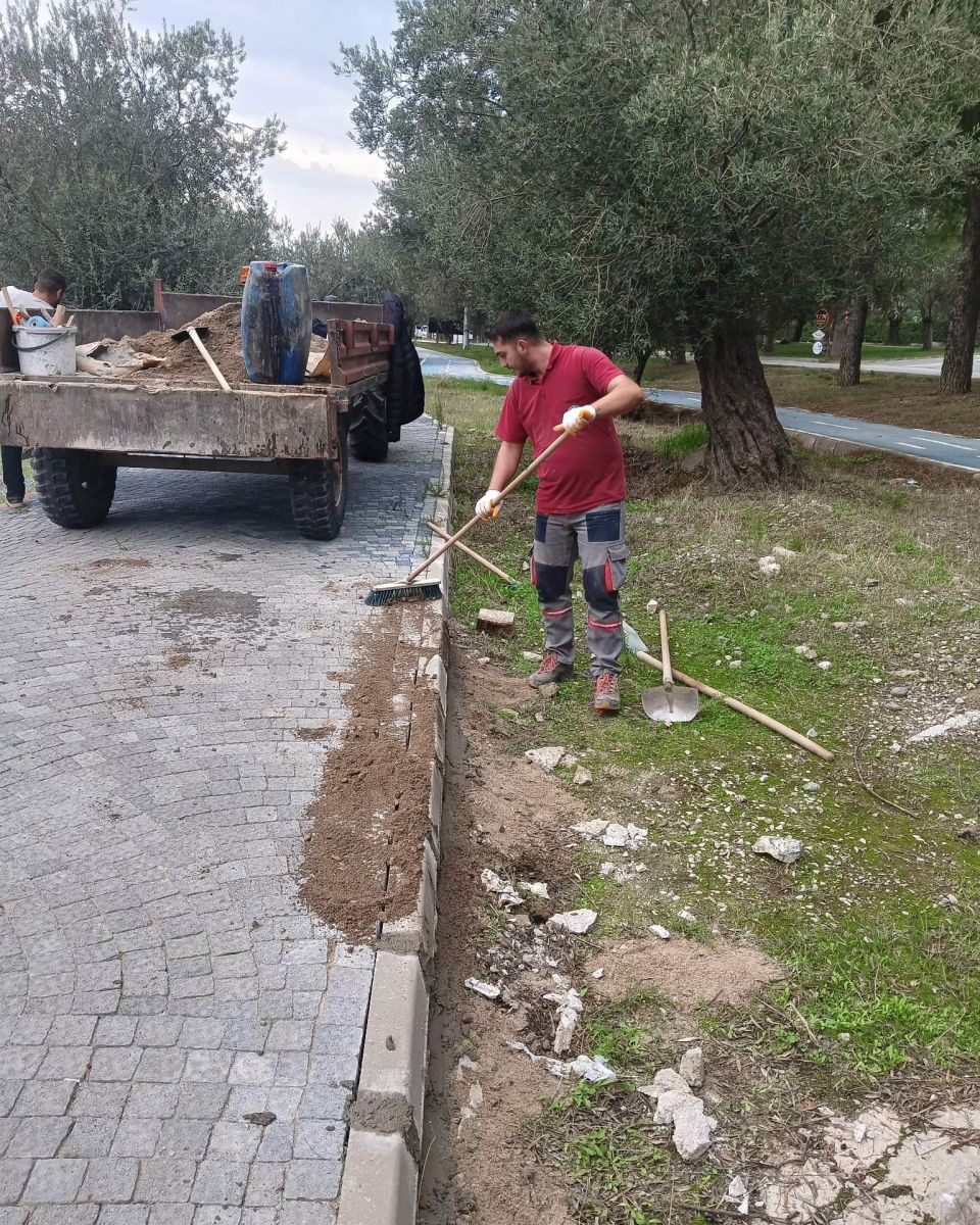 Edremit’te Her Şey Bir Anda Değişti! 571315375 834508692273491 5050274844923813595 n - Marmara Bölge Gazetesi
