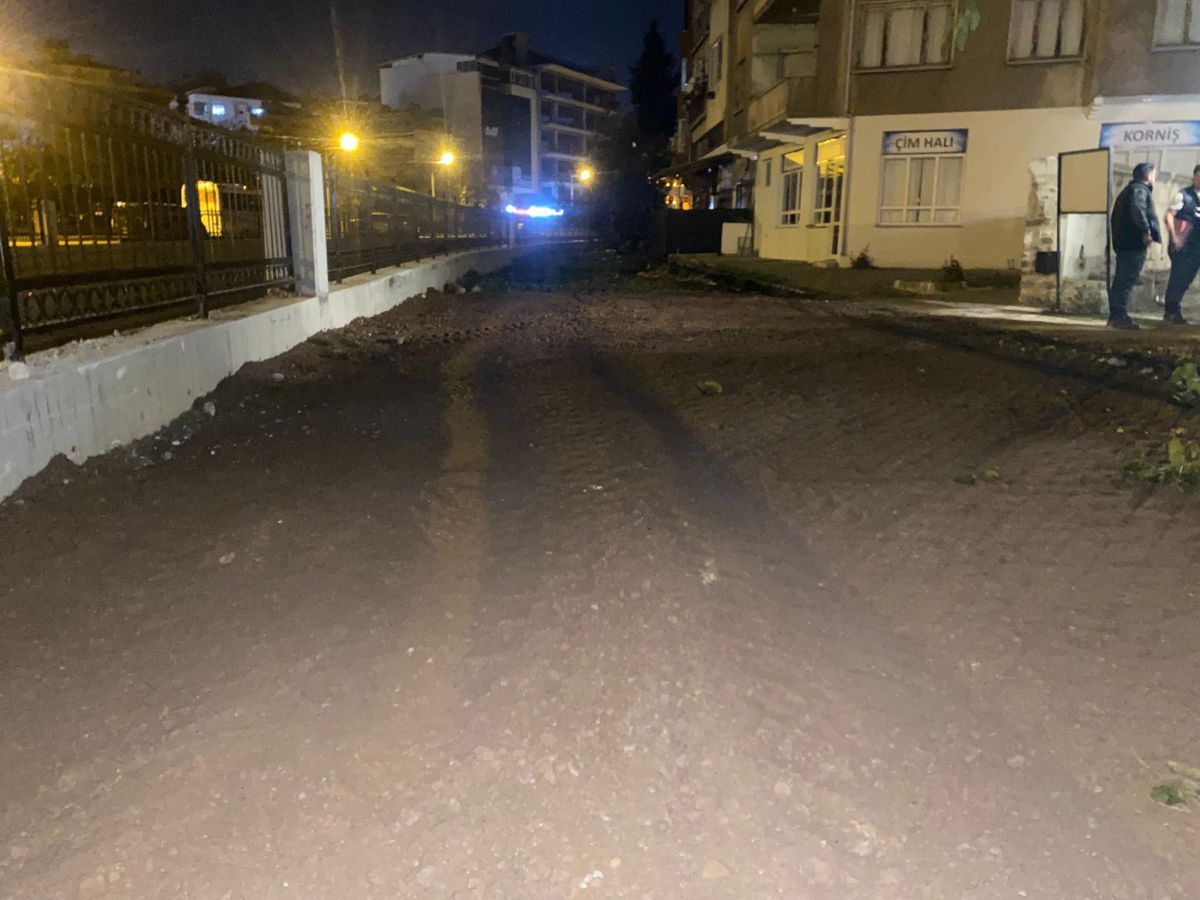 Ege Mahallesi ve Sanayi Bölgesinde Yol Sorunu 572115136 24875561608719361 5927694166119188454 n - Marmara Bölge Gazetesi