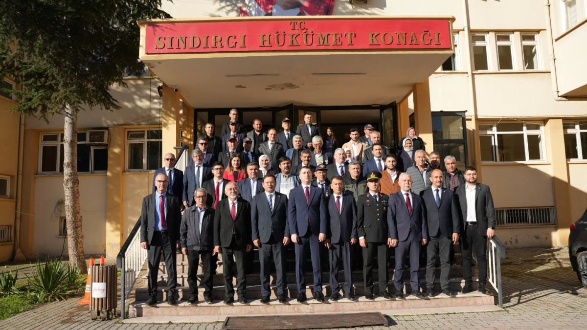 Balıkesir’in Sındırgı ilçesinde Cumhuriyet Bayramı’nın 102. yılı büyük bir gurur