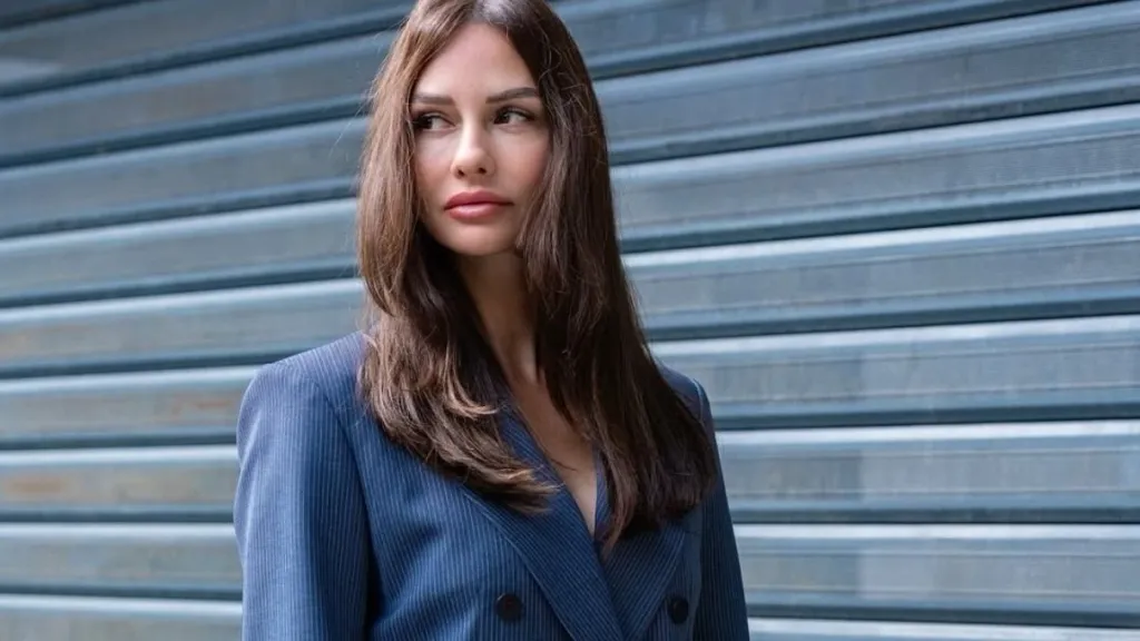 14 yıllık evliliğini noktalayan Yasemin Ergene’nin, ünlü estetik cerrah Prof.